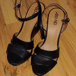 Brand NEW wedge sandals from Nordstrom